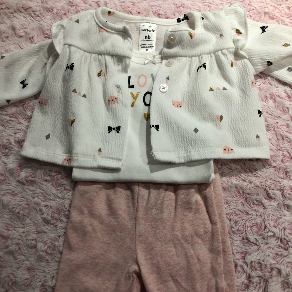 carter’s newborn outfits like new